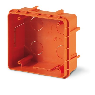 DKC-DIS5720200 Коробка для скрытого монтажа разъемов, для разеток с основанием 136х125мм, цвет оранжевый, IP66